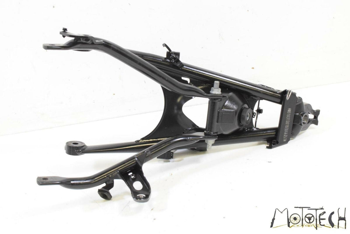 2009 BMW R1200GS R1200 GS K25 Straight Main Frame Chassis SLVG TTL 46517704979 {{ shop.shopifyCountryName }} - Mototech271