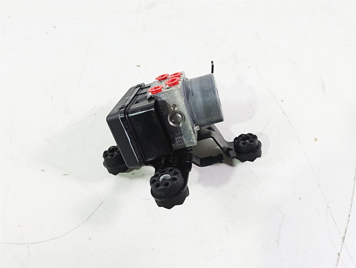 2016 BMW F800R K73 Abs Brake Module Unit Module Pump 8556198 34518546851 {{ shop.shopifyCountryName }} - Mototech271