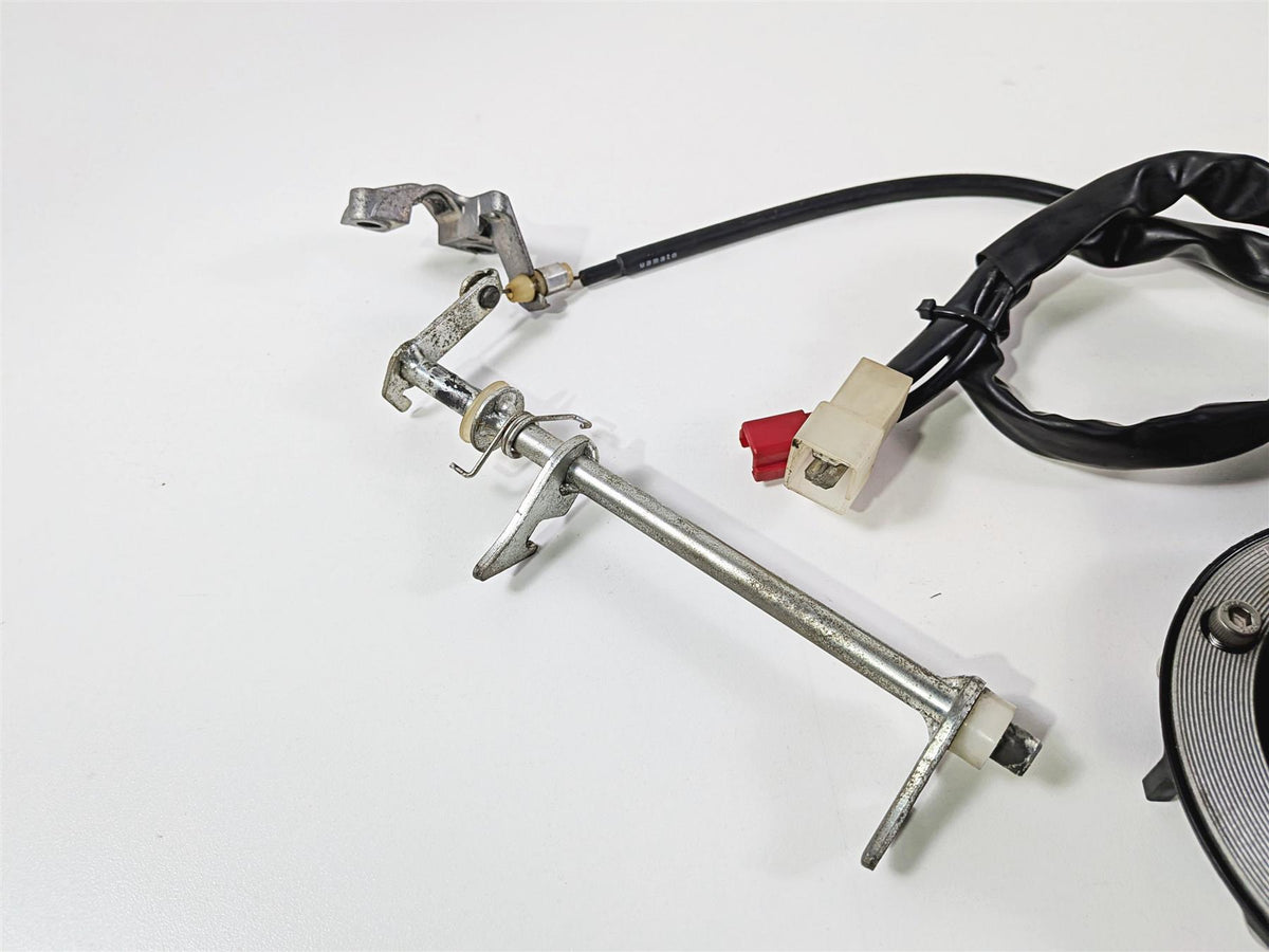 2008 Yamaha YZF R1 RN19 Ignition Switch Key Lock Gas Cap Seat Set 4C8-82501-10 {{ shop.shopifyCountryName }} - Mototech271