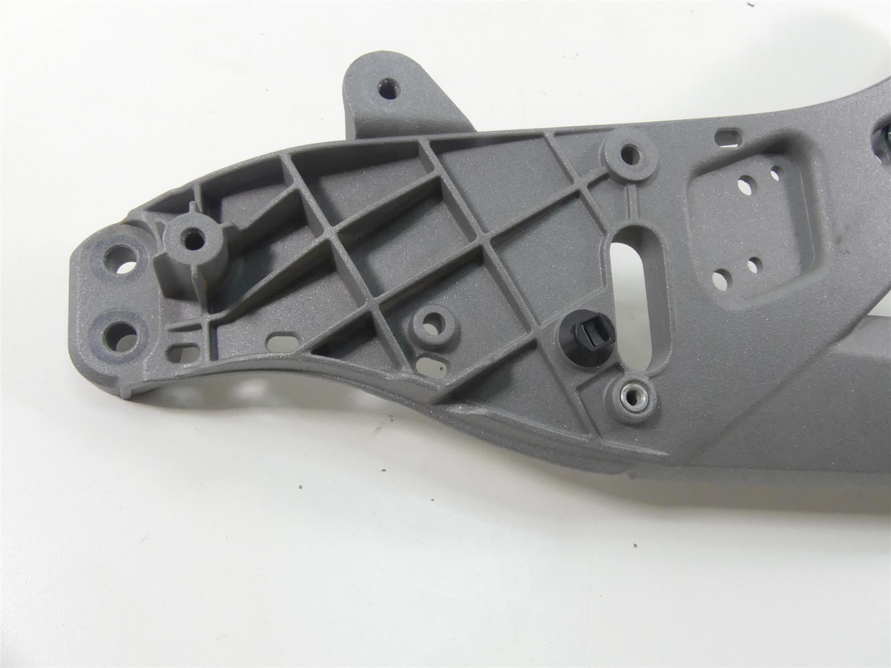 2019 BMW R1250GS K50 Left Side Front Stay Fairing Holder Carrier 46638528673 {{ shop.shopifyCountryName }} - Mototech271