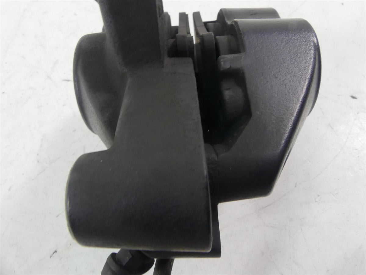 2019 Harley Softail FXBB Street Bob Front Brake Caliper & Line 41300095 {{ shop.shopifyCountryName }} - Mototech271