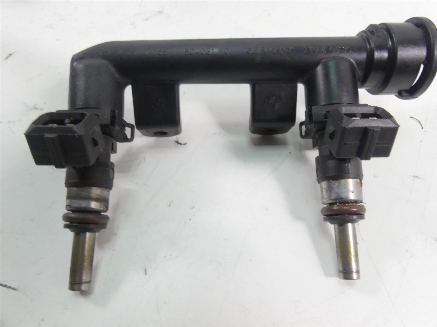 2012 BMW S1000RR K46 Fuel Injectors Rails Pressure Sensor Set - Read 13548532988 {{ shop.shopifyCountryName }} - Mototech271