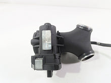 Load image into Gallery viewer, 2010 Harley Touring FLHXSE CVO Street Glide Throttle Body 27685-08A
