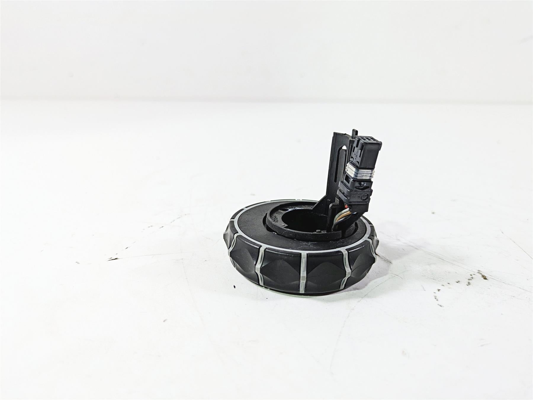 2019 BMW S1000XR K49 Left Round Multi Control Switch 61317727498 {{ shop.shopifyCountryName }} - Mototech271