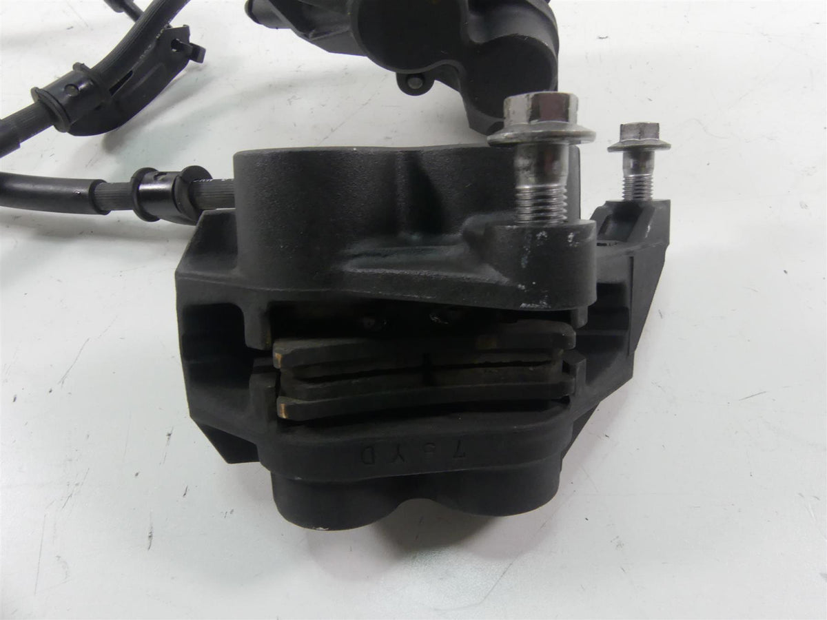 2008 Yamaha FZ1 Fazer Front Brake Calipers L 2D1-2580T-00-00 R 2D1-2580U-00-00 {{ shop.shopifyCountryName }} - Mototech271