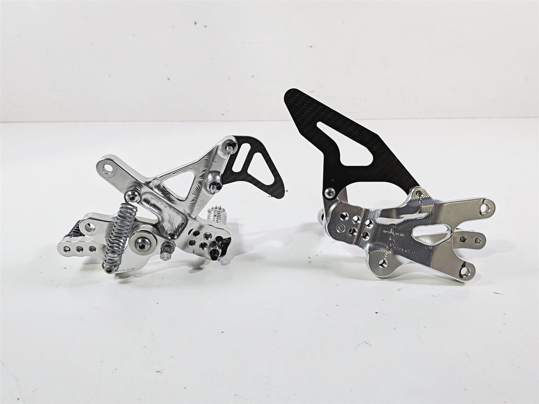 2018 Aprilia RSV4 RR Spider Adjustable Foot Peg Rear Set Reverse Shift 10.A172 {{ shop.shopifyCountryName }} - Mototech271