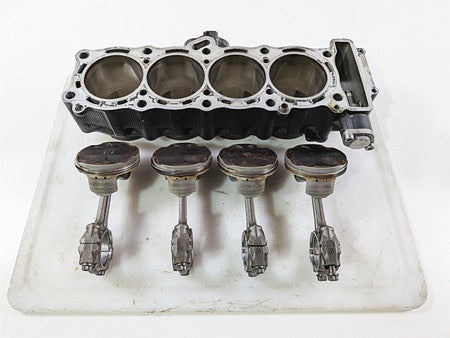2008 Yamaha YZF R1 RN19 Cylinder Jugs Pistons - Running Engine 5VY-11311-10-00 {{ shop.shopifyCountryName }} - Mototech271