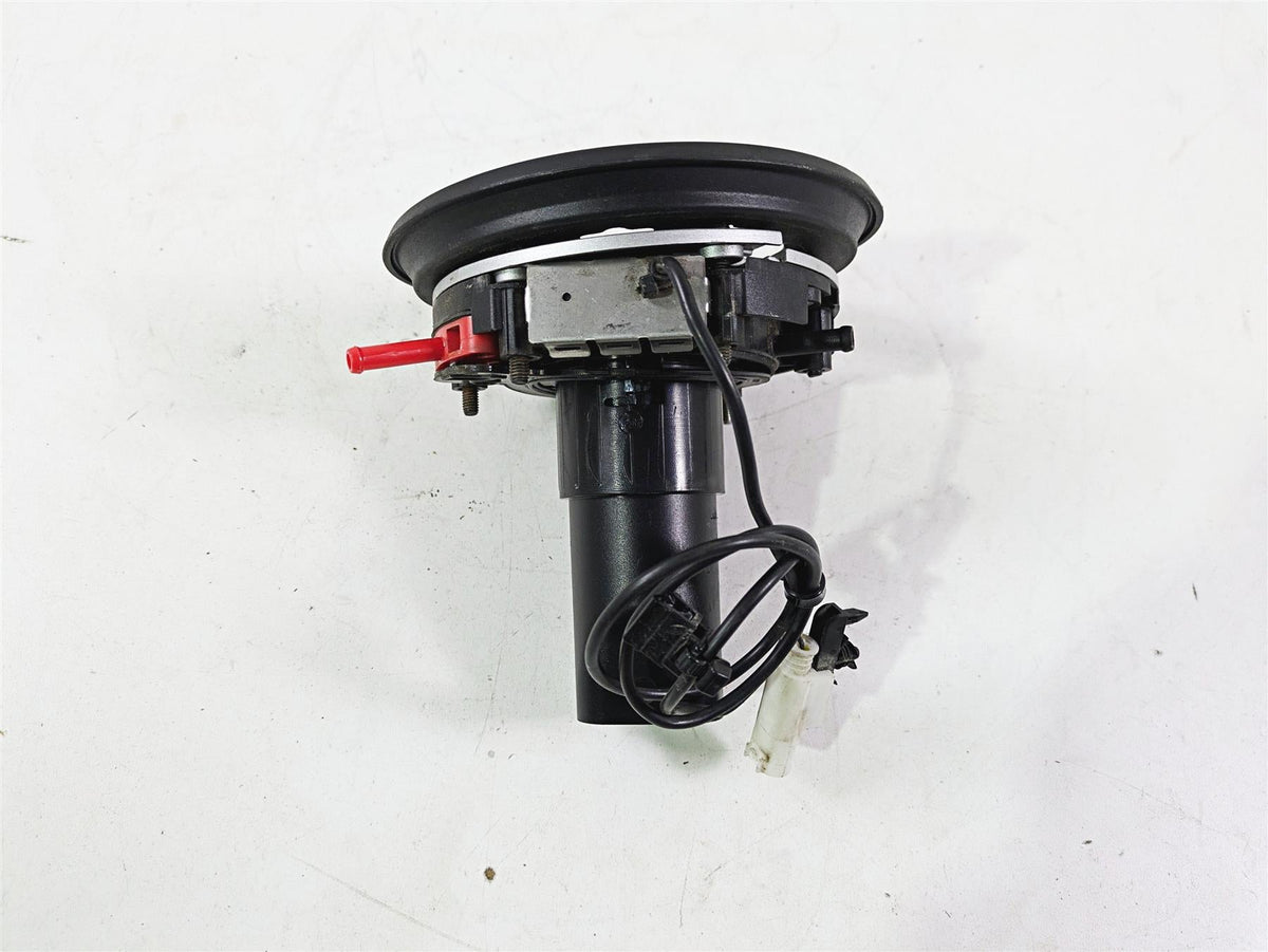 2021 BMW R1250GS K51 Adv Keyless Fuel Gas Petrol Cap Lid 16118552148 {{ shop.shopifyCountryName }} - Mototech271