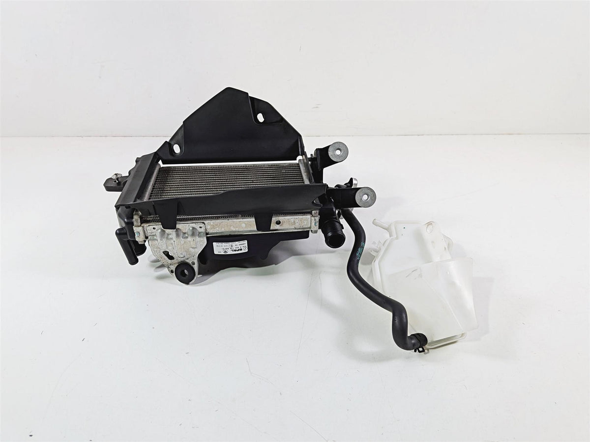 2021 BMW R1250GS K51 Adventure Right Radiator Fan Cover Set 17118546416-Mototech271