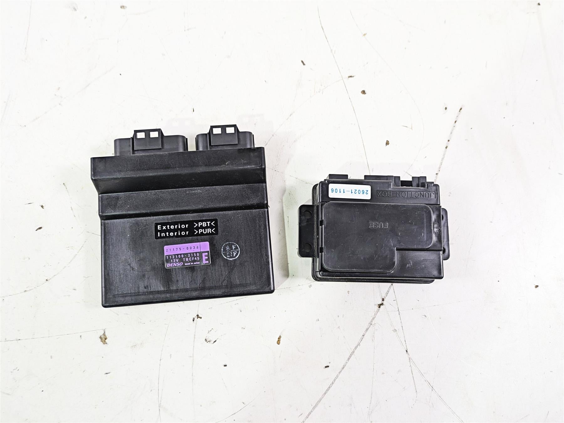 2005 Kawasaki ZX12R Ninja Cdi Ecu Ecm Control Module & Junction Box 21175-0038 {{ shop.shopifyCountryName }} - Mototech271