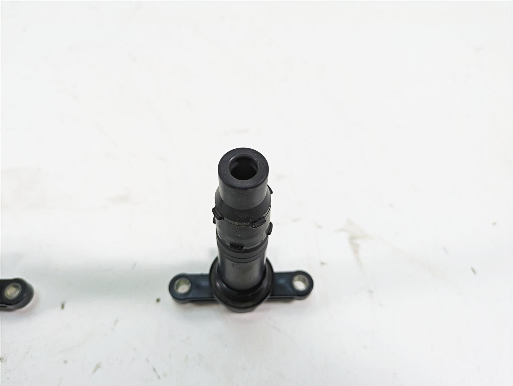 2019 Yamaha YXZ1000 R EPS SS SE Stick Ignition Coil Pack Set 2HC-82310-00-00 {{ shop.shopifyCountryName }} - Mototech271