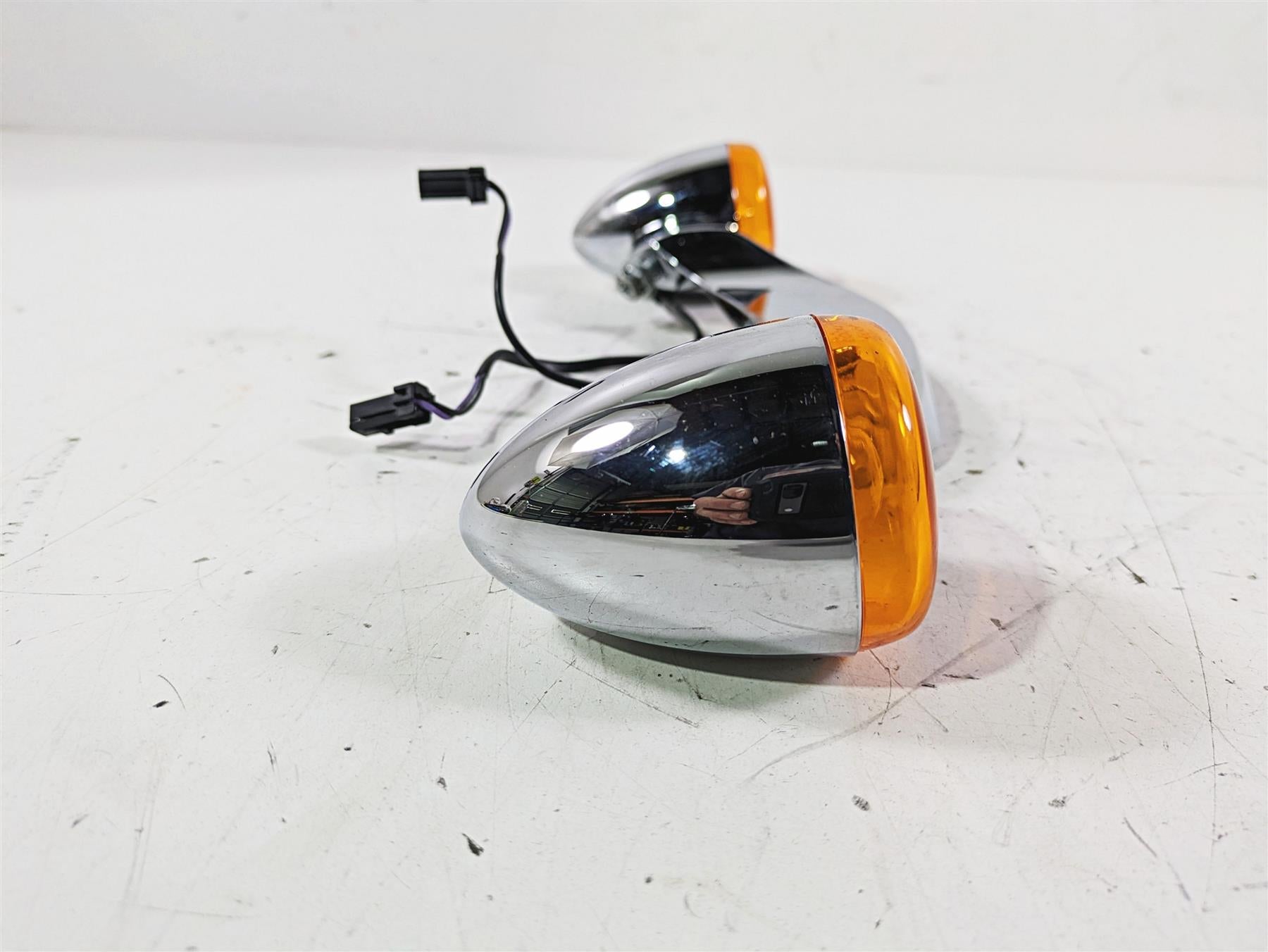 2019 Harley FLHCS Softail Heritage Rear Blinker Turn Signal Bar 68550-09 {{ shop.shopifyCountryName }} - Mototech271