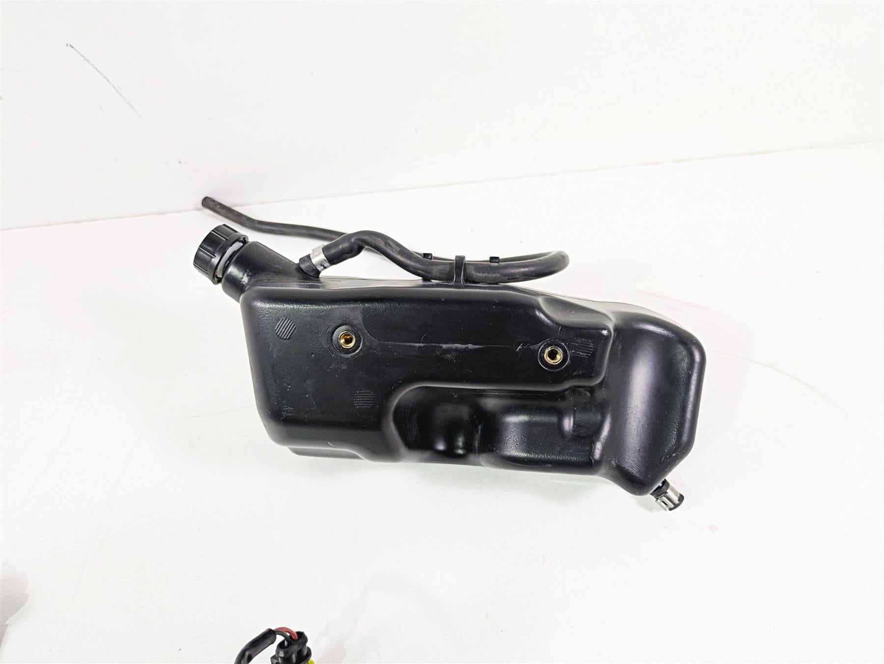 2013 Ducati Hypermotard 821 SP Radiator Fans Reservoir Hoses Set 54840981D {{ shop.shopifyCountryName }} - Mototech271