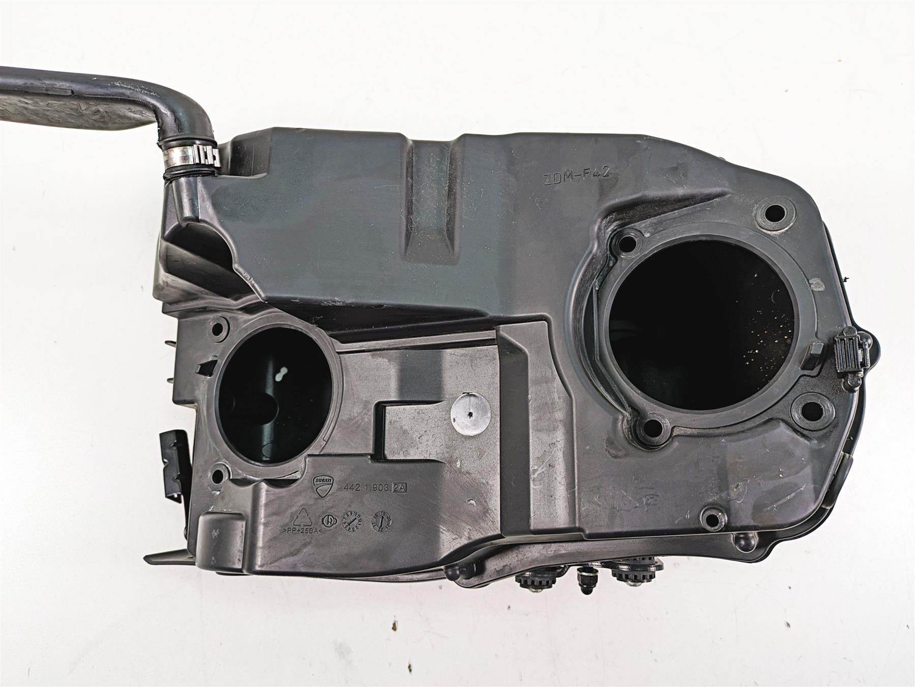 2020 Ducati Hypermotard 950 SP Air Box Cleaner Breather Filter - Read 44219032A {{ shop.shopifyCountryName }} - Mototech271