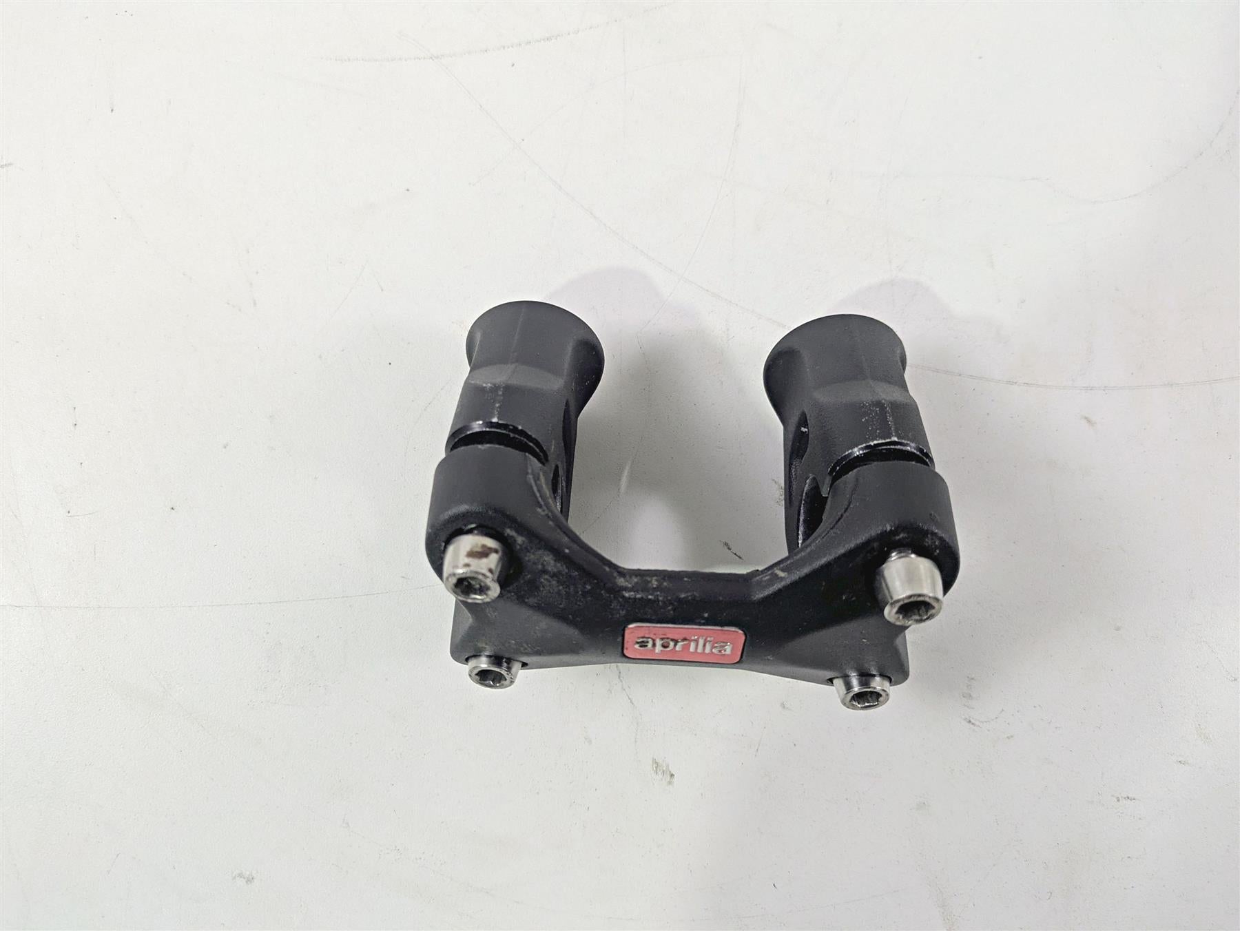 2017 Aprilia RSV 1100 Tuono V4 Factory Handlebar Riser Mount 899049 {{ shop.shopifyCountryName }} - Mototech271