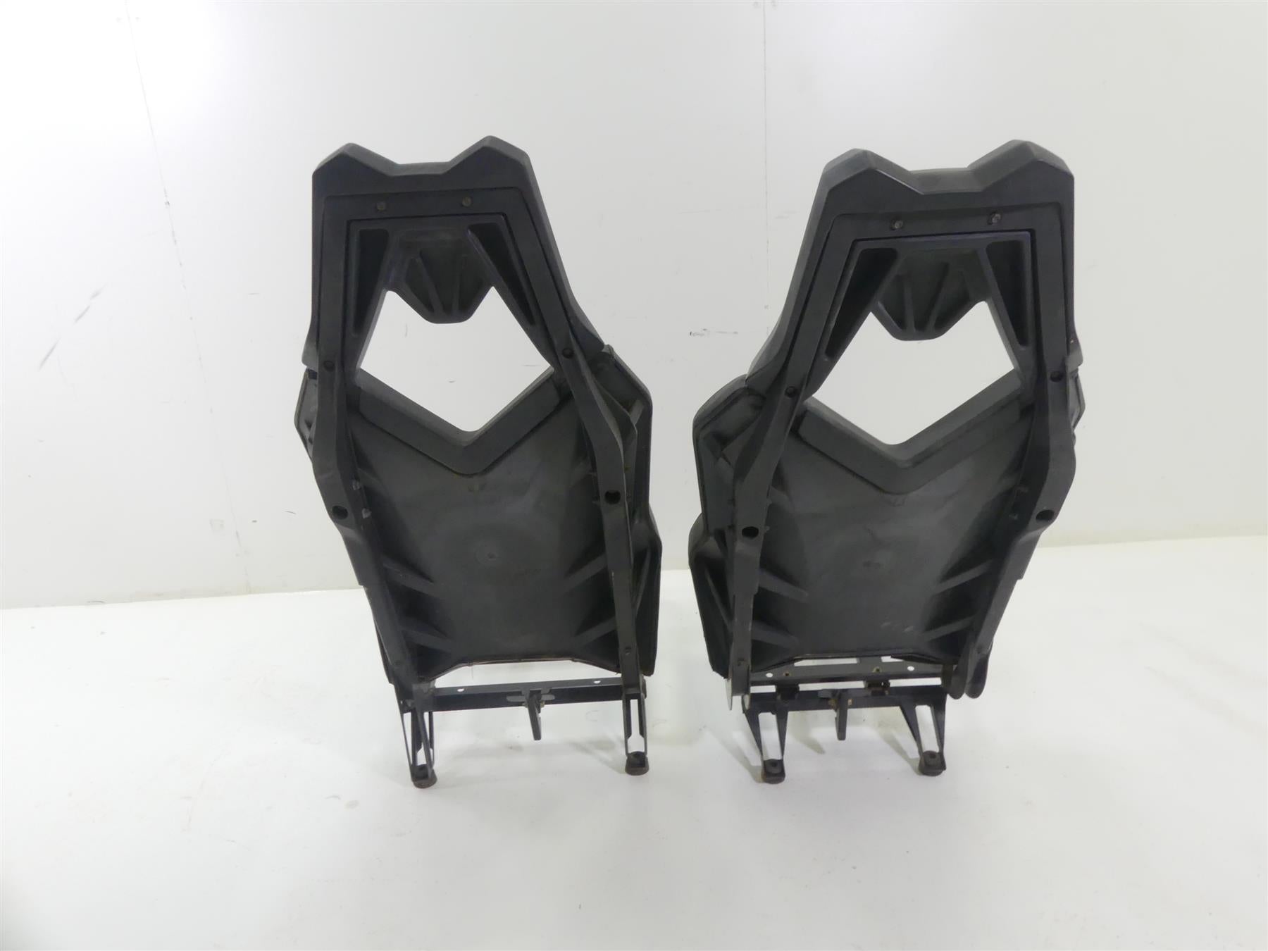 2015 Can-Am Commander 1000XT Left Right Driver Passenger Seat Frame Set {{ shop.shopifyCountryName }} - Mototech271