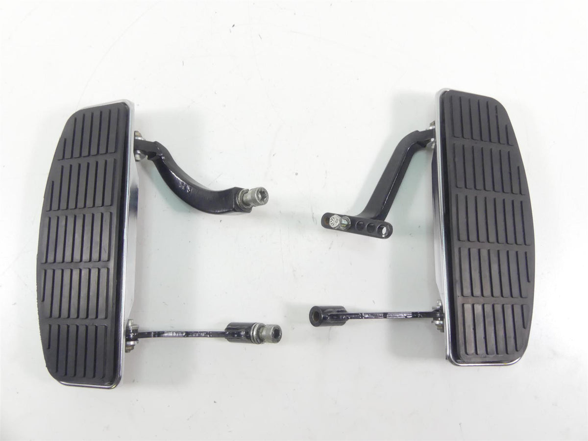 1999 Harley Touring FLHTCUI Electra Glide Front Rider Floor Board Set 50621-79A {{ shop.shopifyCountryName }} - Mototech271