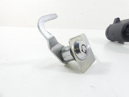 2013 Harley Touring FLHTP Electra Glide Ignition Switch Key Lock Set 71572-06 {{ shop.shopifyCountryName }} - Mototech271
