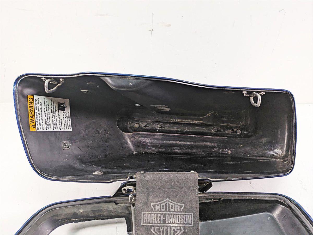 2014 Harley Touring FLHTK Electra Glide Left Saddle Bag Saddlebag 90200414 {{ shop.shopifyCountryName }} - Mototech271