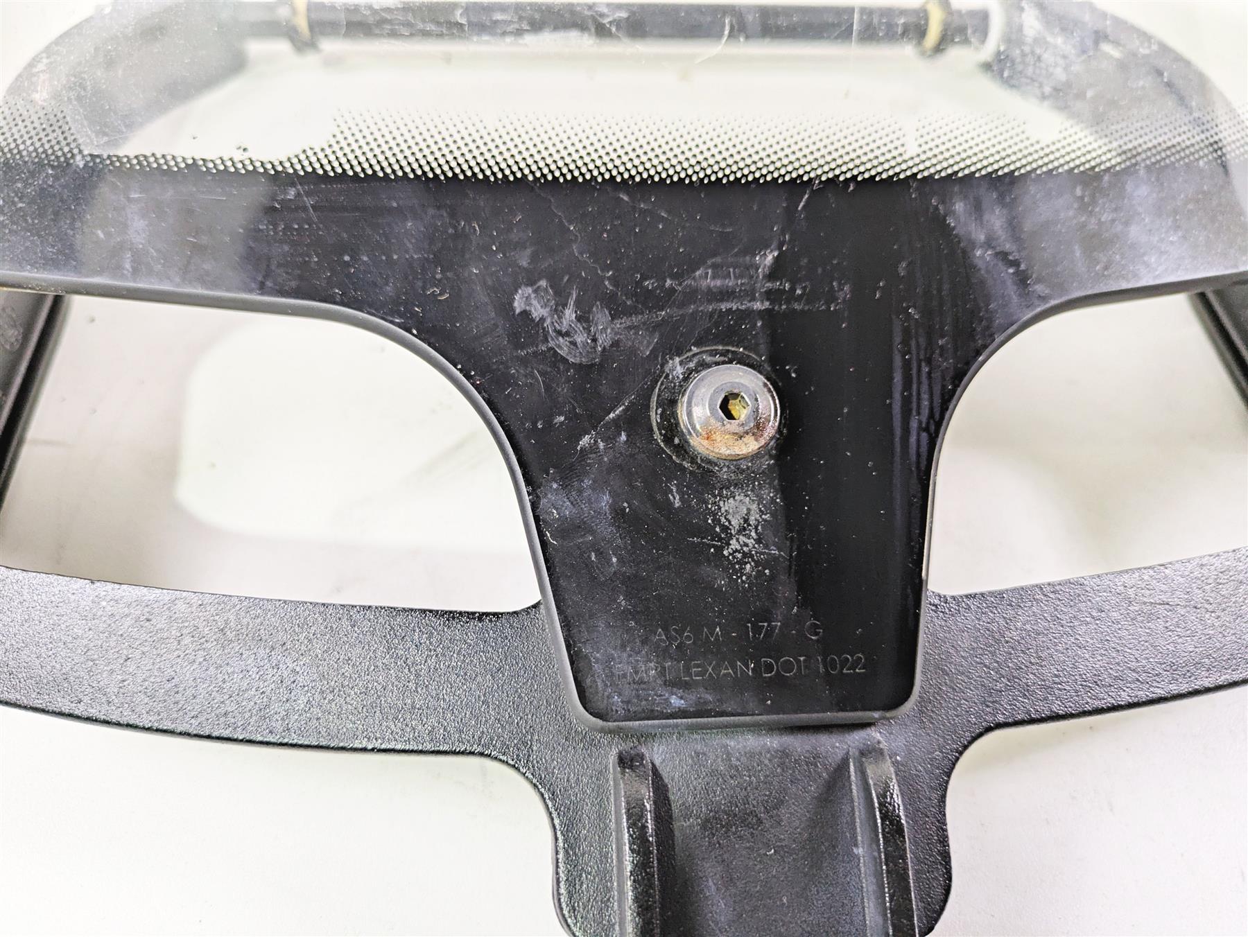 2017 Indian Chieftain Limited Windshield Short Low & Bracket 2881797 {{ shop.shopifyCountryName }} - Mototech271