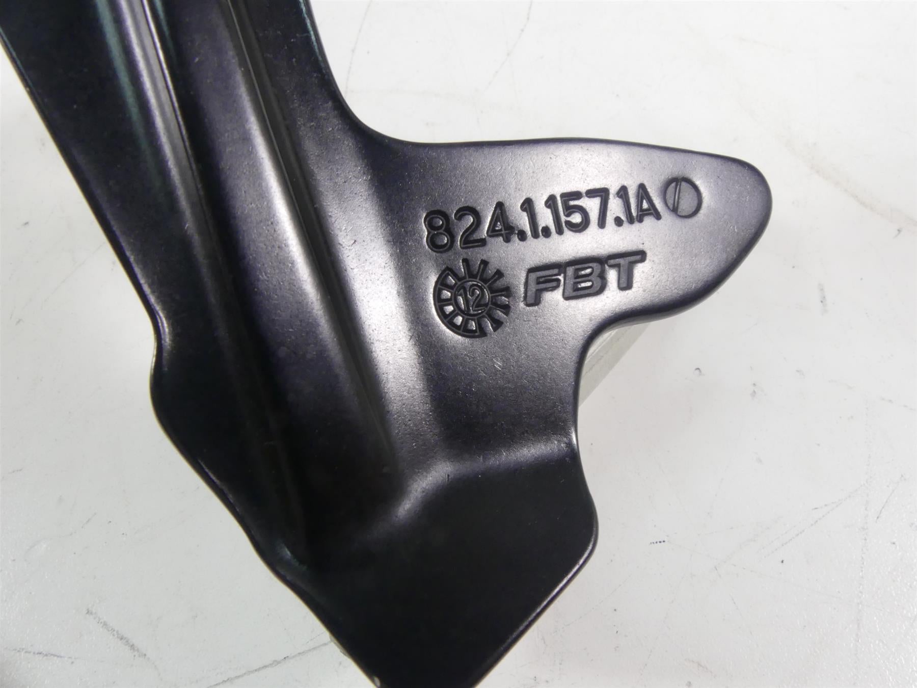 2013 Ducati Streetfighter 848 Rear Passenger Footpeg Foot Peg Set 82411561A {{ shop.shopifyCountryName }} - Mototech271