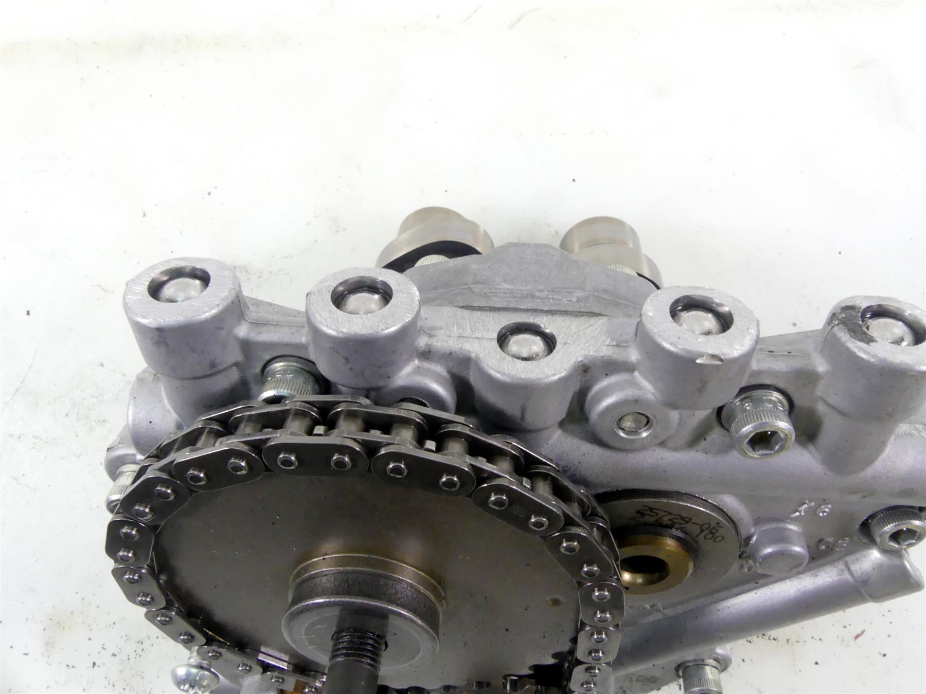 2017 Harley Softail FXSB Breakout Cam Shaft Camshaft & Holder Set 25355-06A {{ shop.shopifyCountryName }} - Mototech271