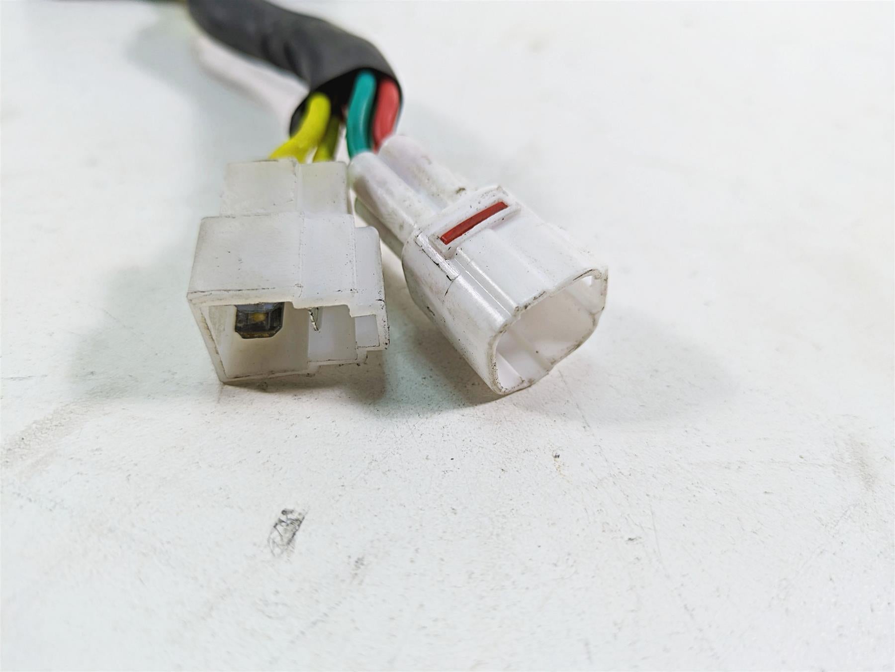 2009 Suzuki GSXR750 K9 Voltage Regulator Rectifier 32800-18H00 32800-47H00 {{ shop.shopifyCountryName }} - Mototech271