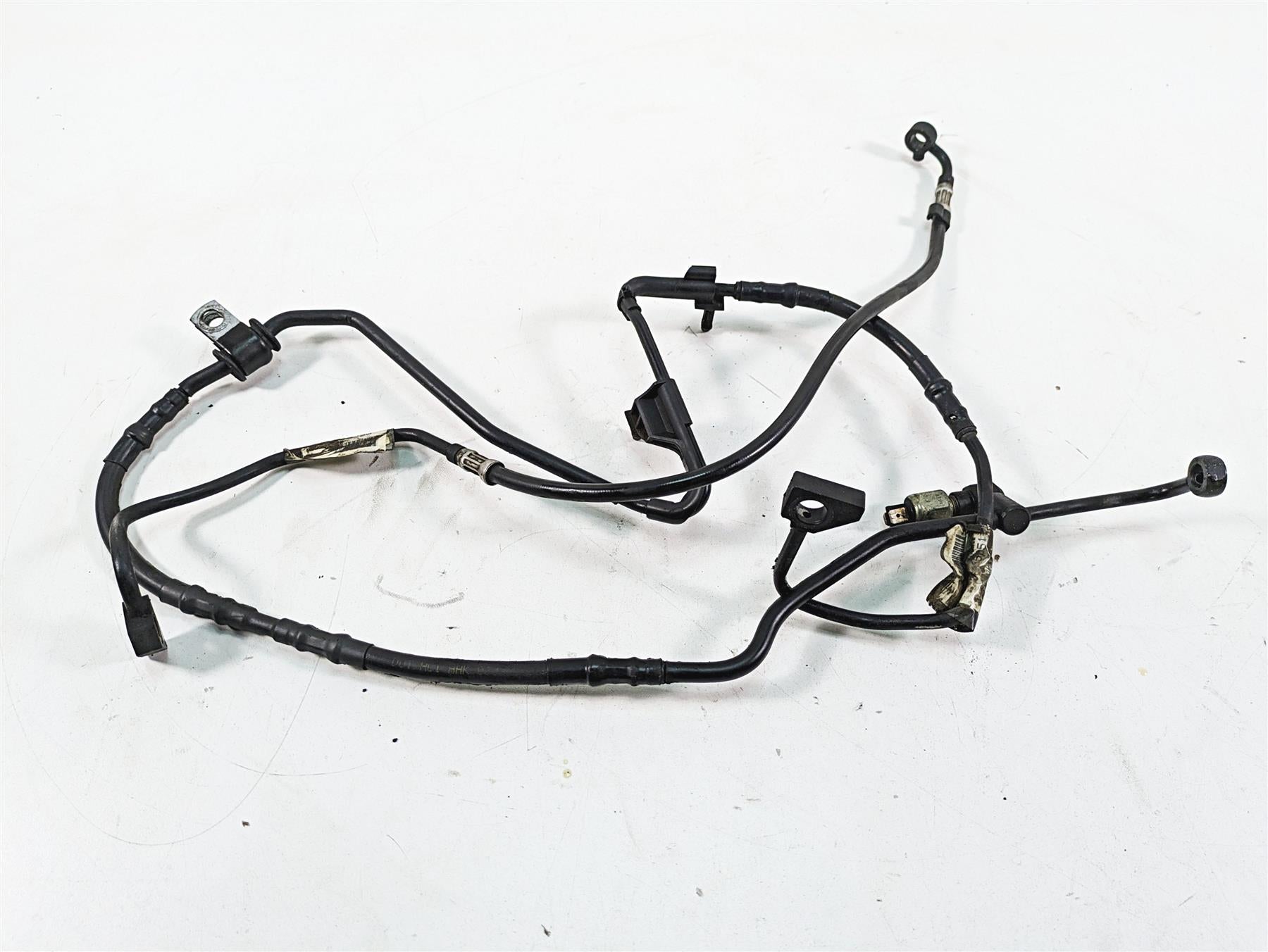 2018 Harley Touring FLHXSE CVO Street Glide Rear Abs Brake Line Set 41800541 {{ shop.shopifyCountryName }} - Mototech271