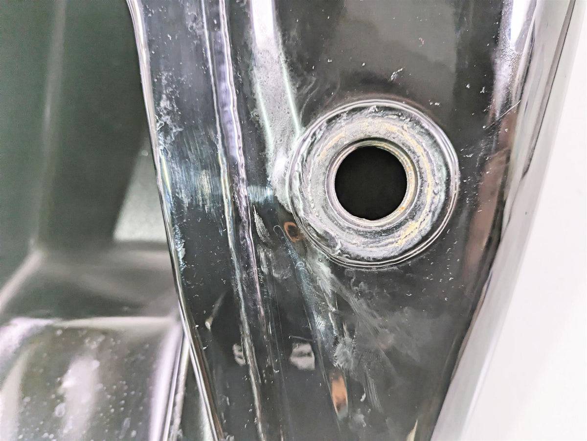 2009 Harley Touring FLHX Street Glide Fuel Gas Petrol Tank Reservoir 61356-08 {{ shop.shopifyCountryName }} - Mototech271