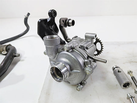 2008 Yamaha YZF R1 RN19 Oil & Water Pump Assembly - Tested 4C8-12420-21-00 {{ shop.shopifyCountryName }} - Mototech271