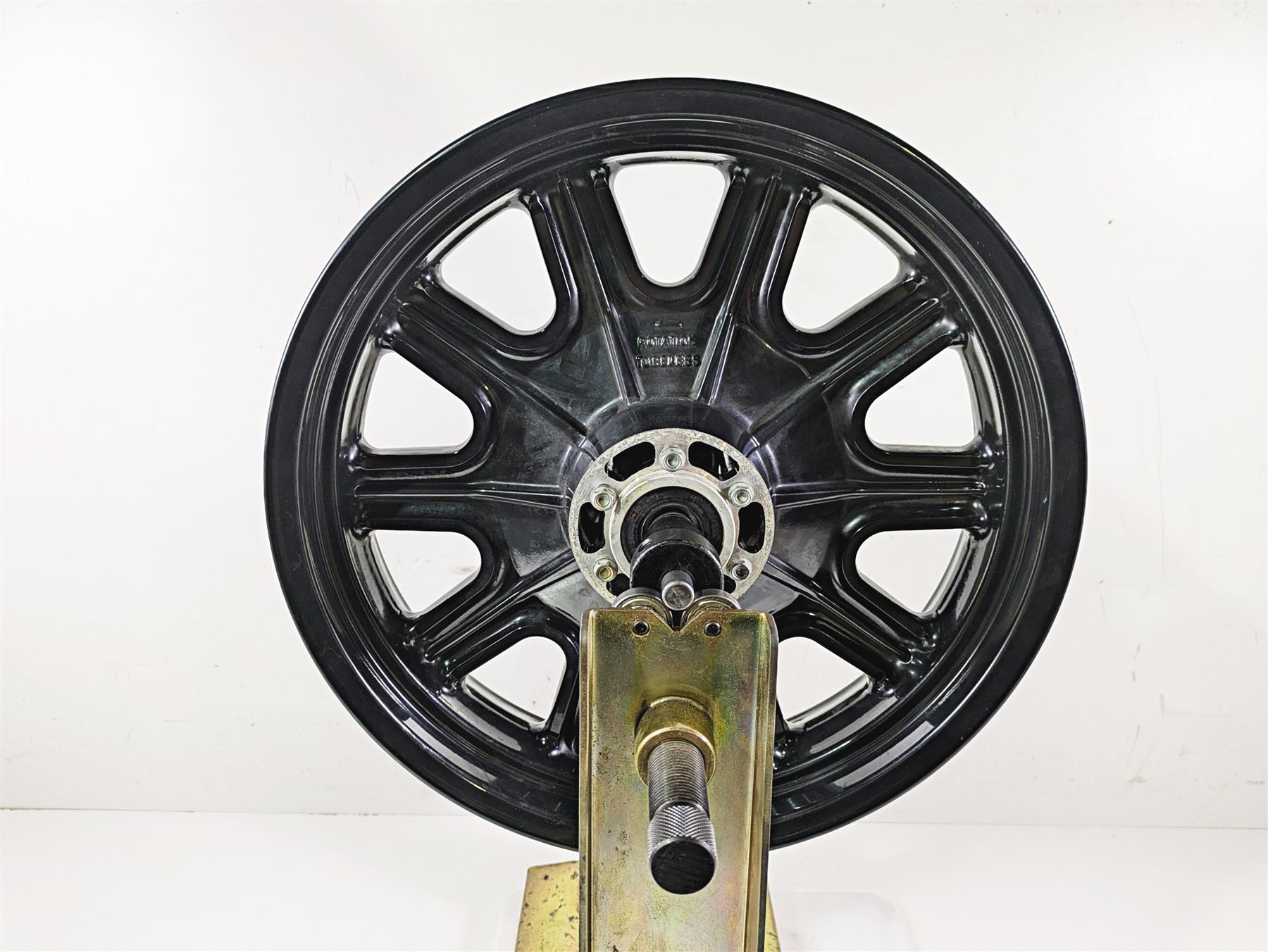 2016 Indian Chief Classic Straight 16x3.5 Front Wheel Rim 1522505 {{ shop.shopifyCountryName }} - Mototech271