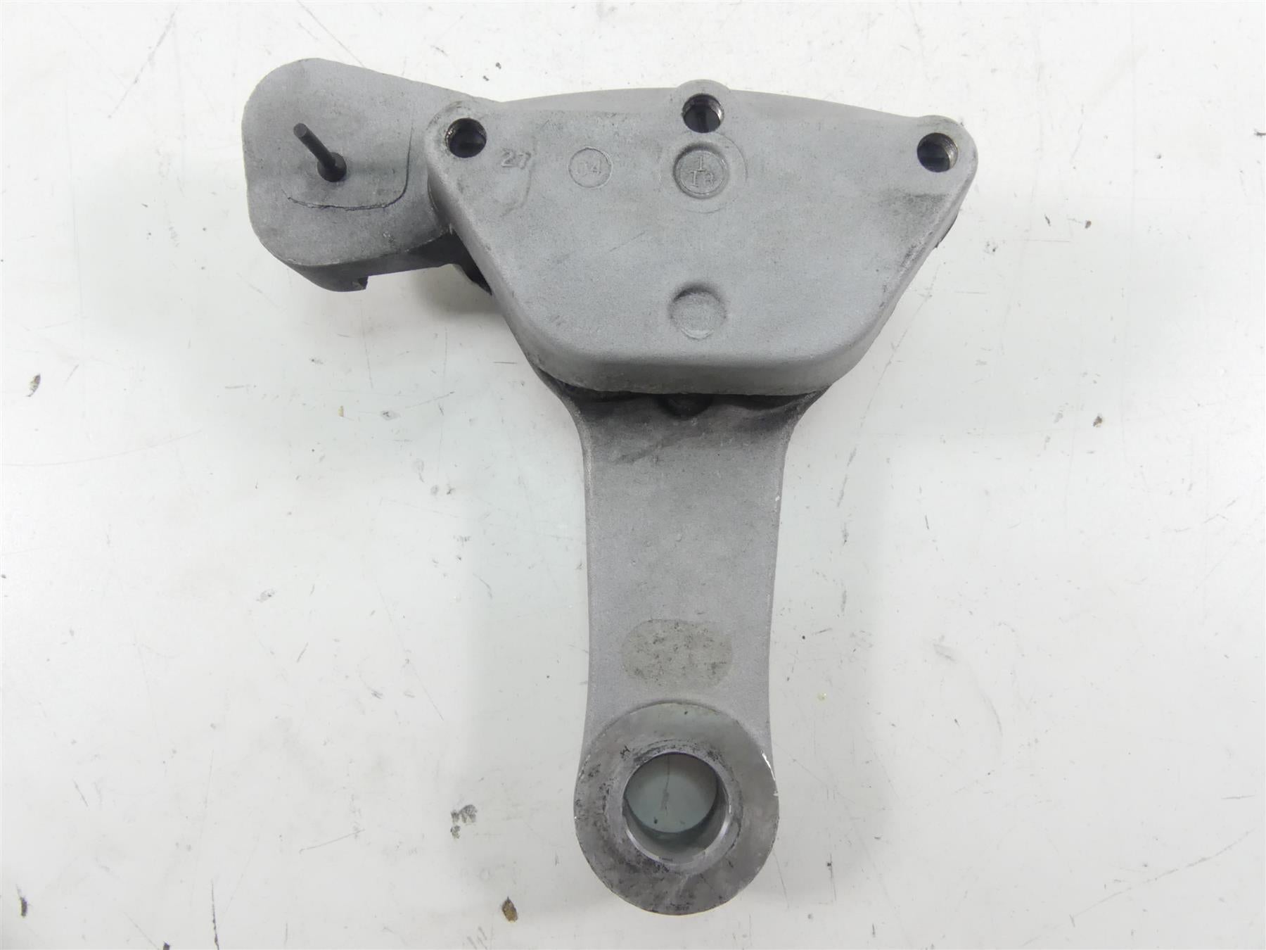 2005 Harley Touring CVO FLHTCSE Electra Glide Rear Caliper & Bracket 44423-02C {{ shop.shopifyCountryName }} - Mototech271