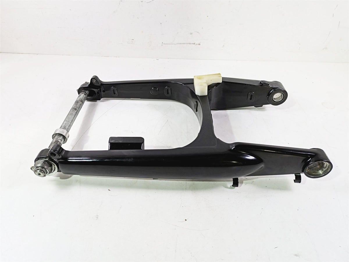 2010 Harley VRSCF Muscle Rod Black Swingarm Swing Arm & Guards 48606-07A {{ shop.shopifyCountryName }} - Mototech271