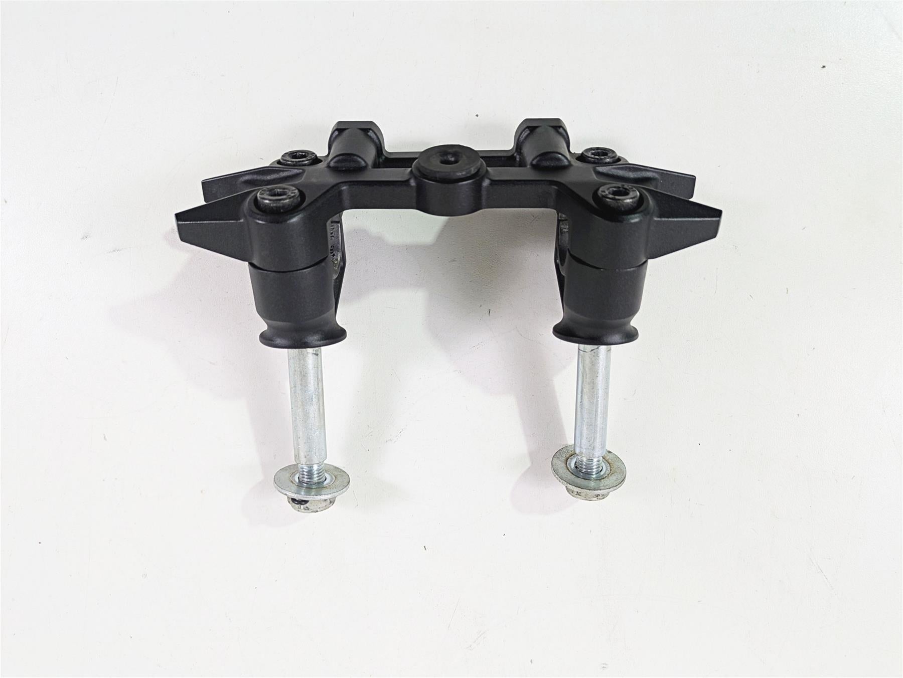 2020 Kawasaki Z900 ZR900 Handlebar Riser Holder Mount Set 46012-0396-18R {{ shop.shopifyCountryName }} - Mototech271