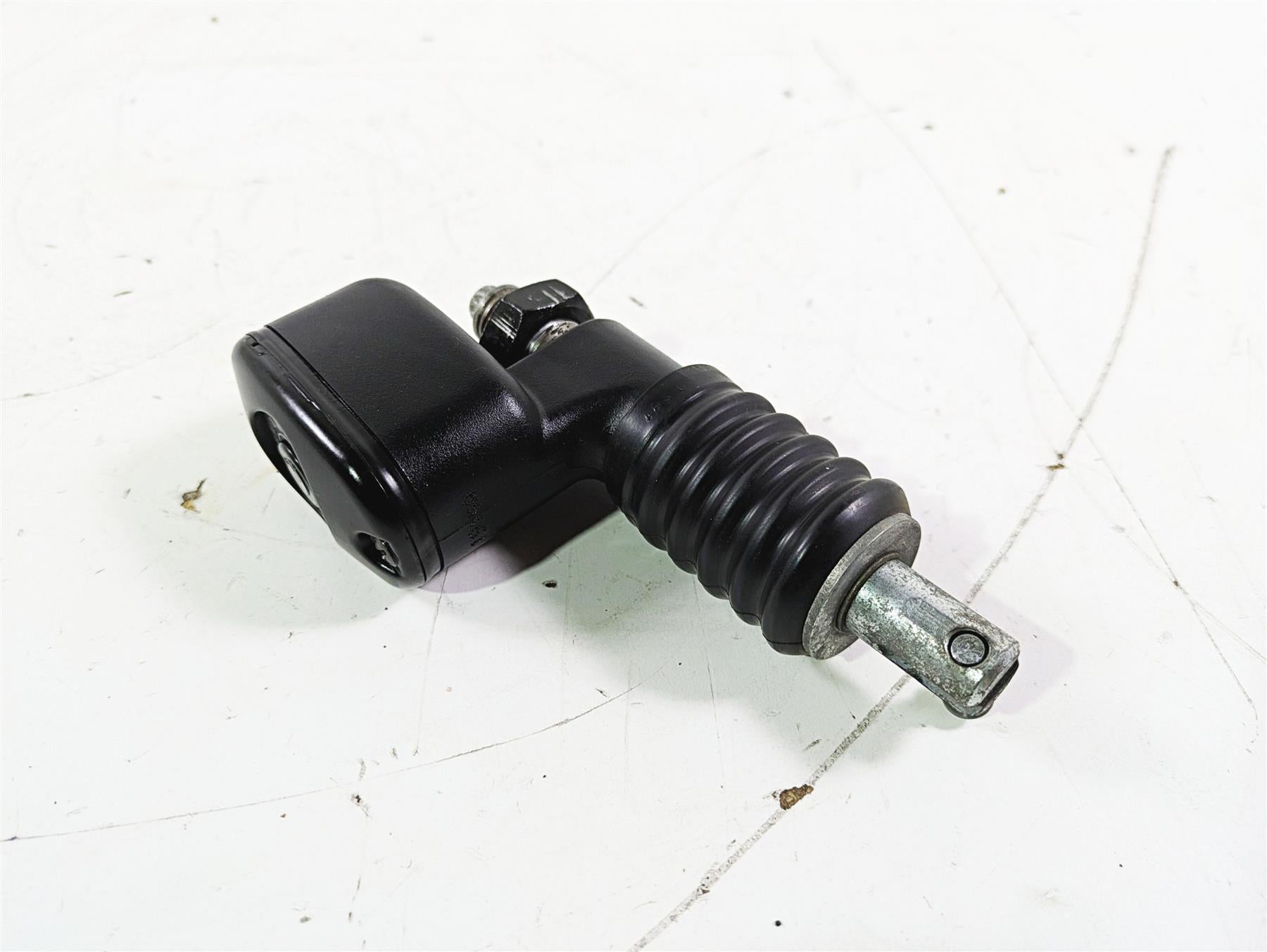 2005 Harley Softail FLSTSCI Heritage Springer Rear Brake Mstr Cylinder 41755-99F {{ shop.shopifyCountryName }} - Mototech271