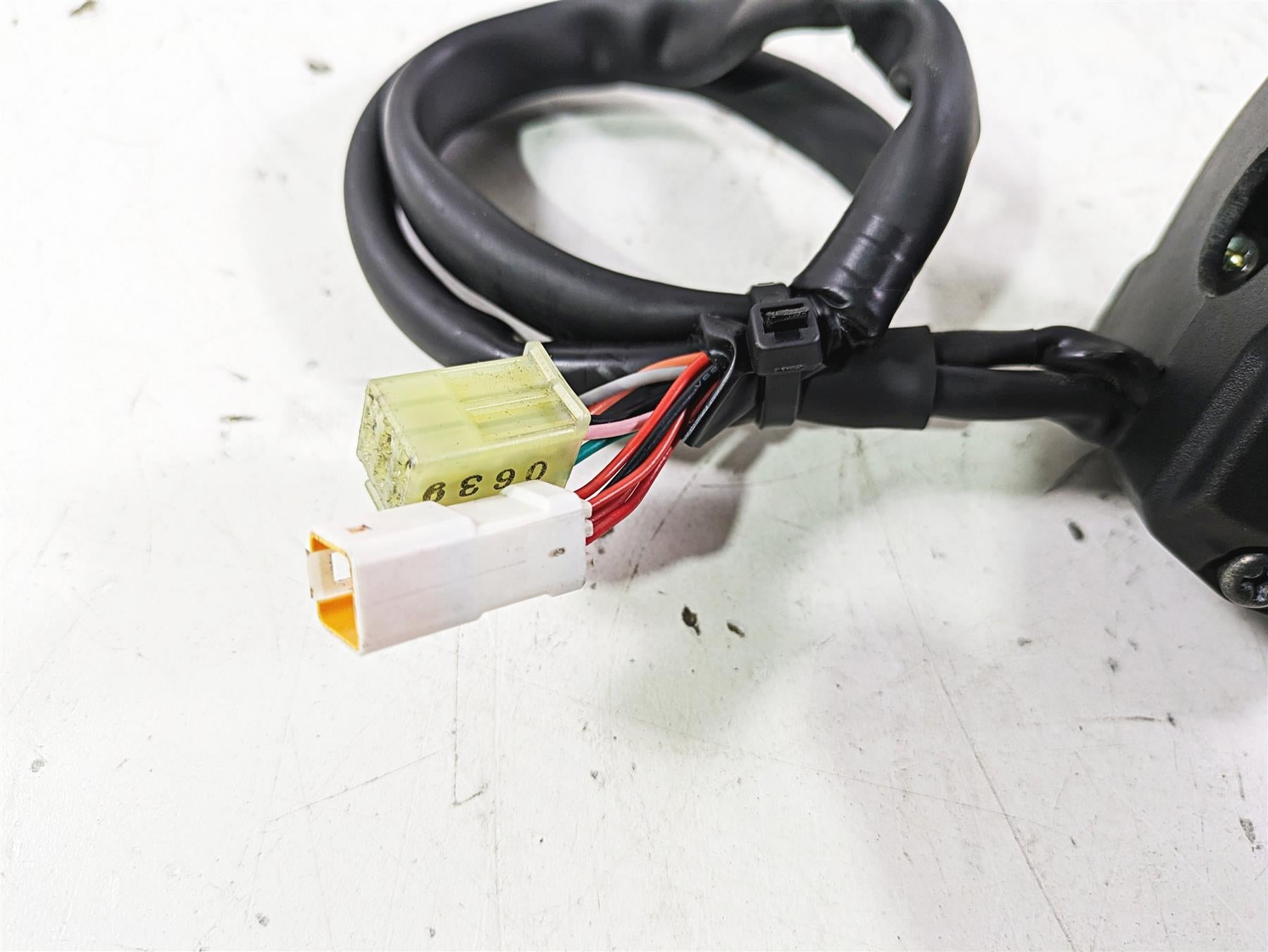 2020 Triumph Street Scrambler 900 Left Hand Control Switch T2042241 {{ shop.shopifyCountryName }} - Mototech271