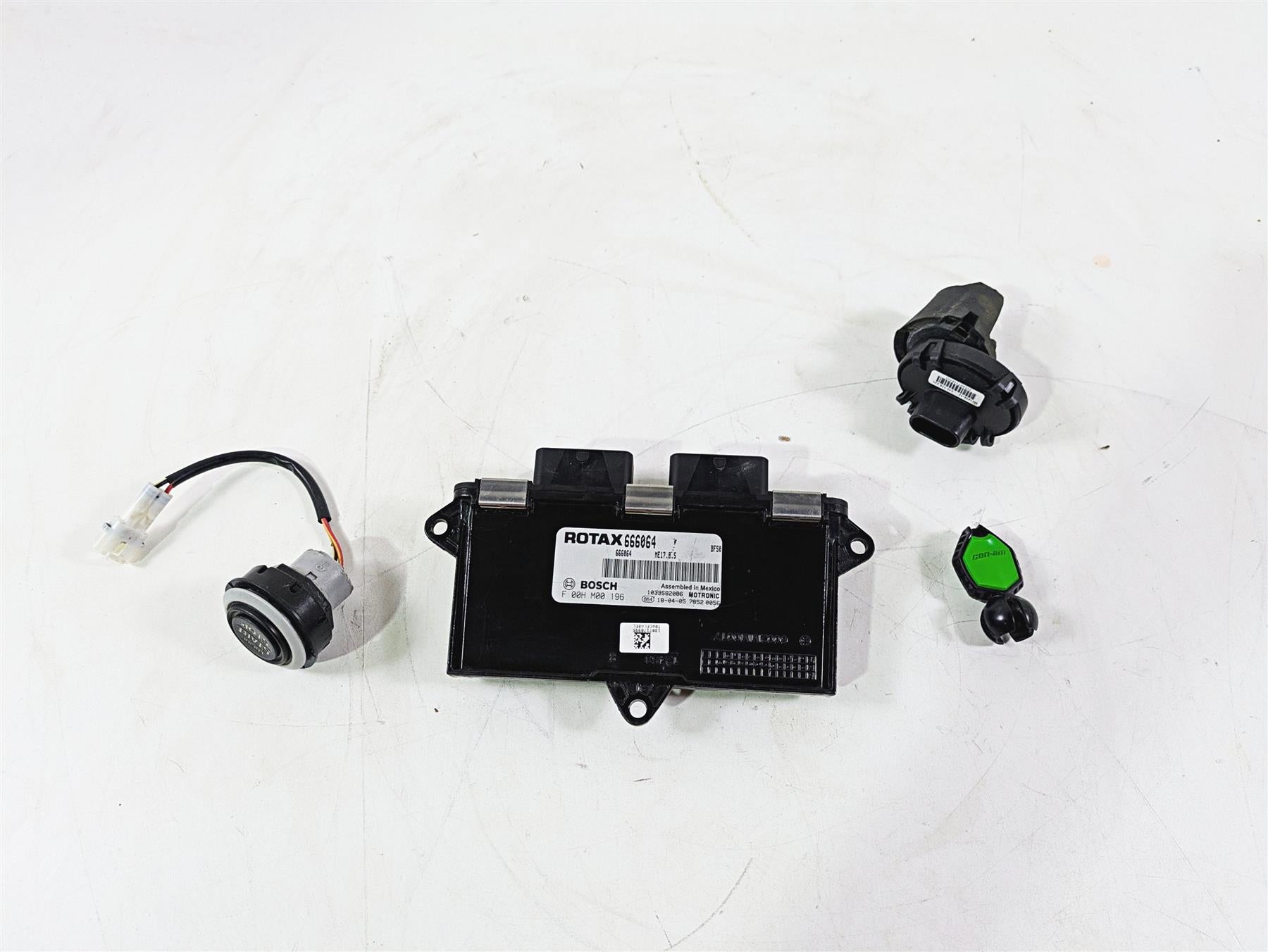 2018 Can Am Maverick X3 XRC Turbo R Cdi Ecu Ecm Ignition Dess Switch 420666946 {{ shop.shopifyCountryName }} - Mototech271