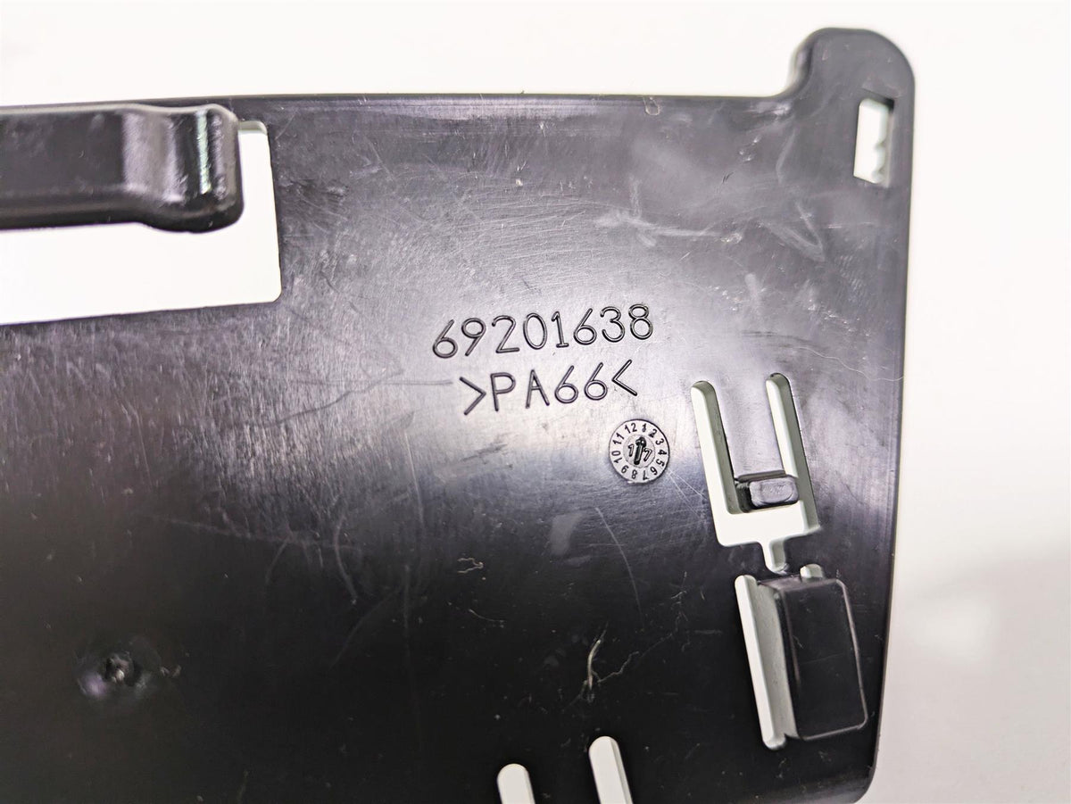 2020 Harley Softail FXST Standard Electrical Carrier Plastic Set 66000126 {{ shop.shopifyCountryName }} - Mototech271