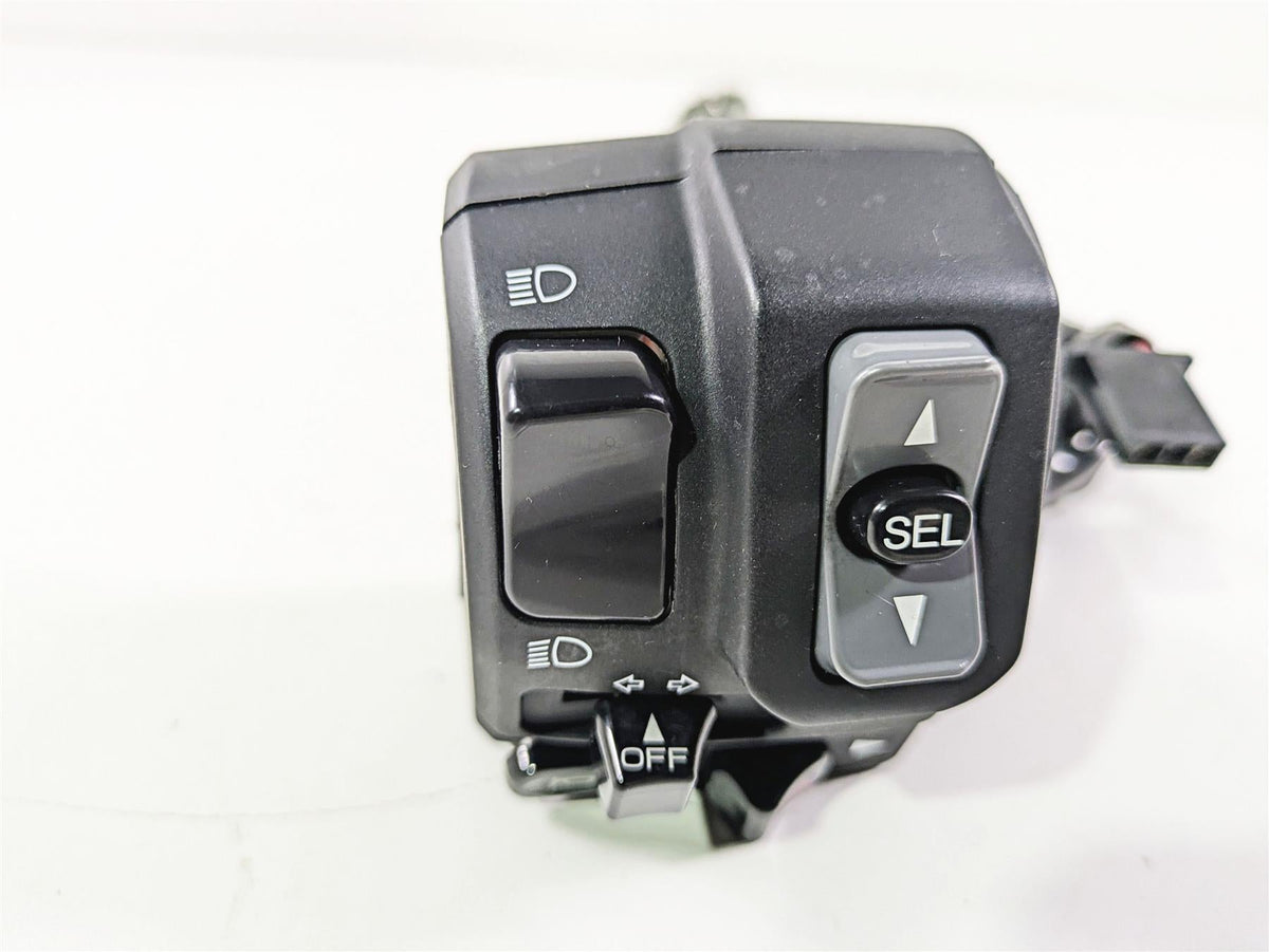 2022 Kawasaki ZR900RS Cafe Left Hand Turn Signal Light Control Switch 46091-0618 {{ shop.shopifyCountryName }} - Mototech271