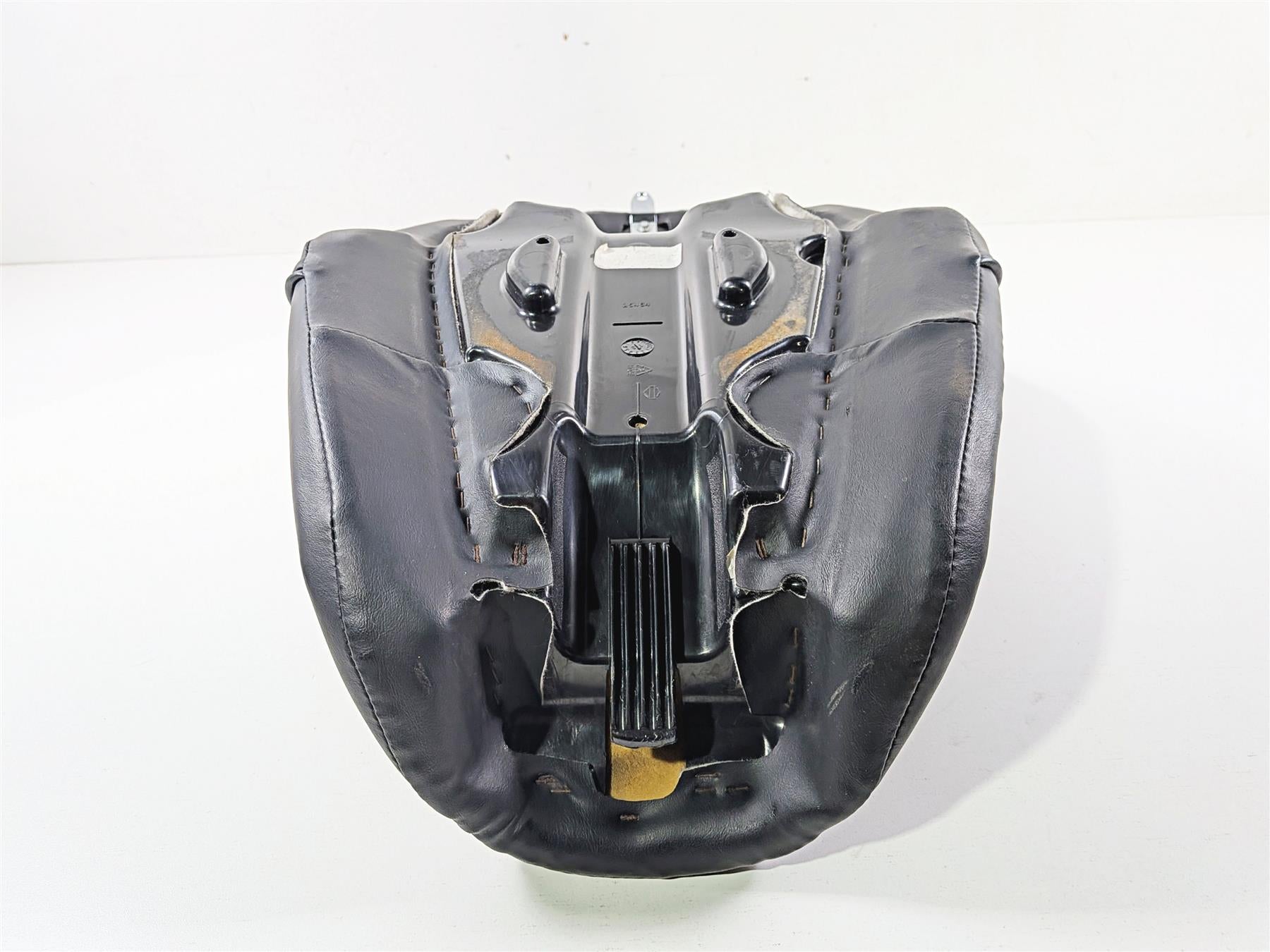 2014 Harley FXDL Dyna Low Rider Driver Rider Seat Saddle 52000136 {{ shop.shopifyCountryName }} - Mototech271