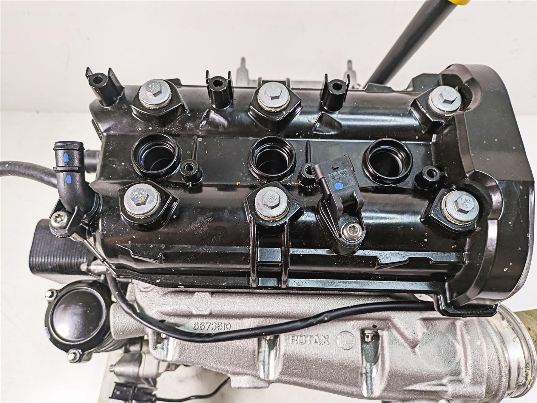 SEADOO SPARK '14 OEM ENGINE BLOCK | INCLUDES 1 TO 6 Used