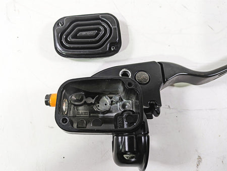 2008 Harley Touring FLHTCU E-Glide 105TH Front Brake Master Cylinder 44551-08F {{ shop.shopifyCountryName }} - Mototech271