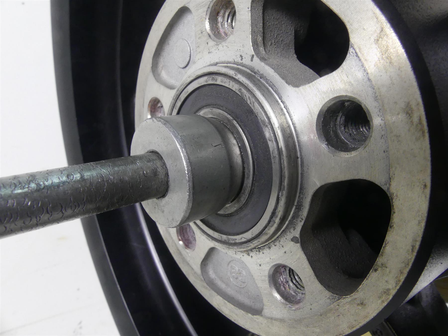 2009 Harley XR1200 Sportster Straight 17x5.5 Rear Wheel Rim 43107-08 {{ shop.shopifyCountryName }} - Mototech271