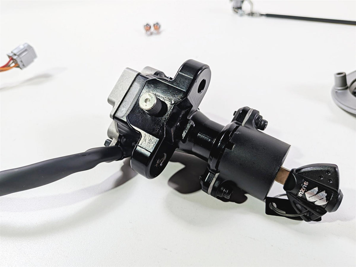 2024 Suzuki GSXR600 Nice Ignition Switch Key Lock Set 2K Only 37101-40822 {{ shop.shopifyCountryName }} - Mototech271