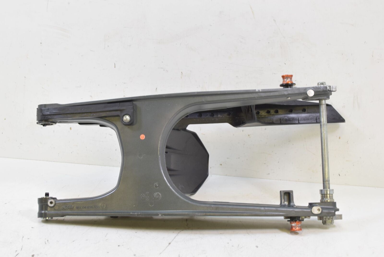 2017 KTM Duke 390 Swingarm Rear Swing Arm 15mm Axle 90504030044 {{ shop.shopifyCountryName }} - Mototech271