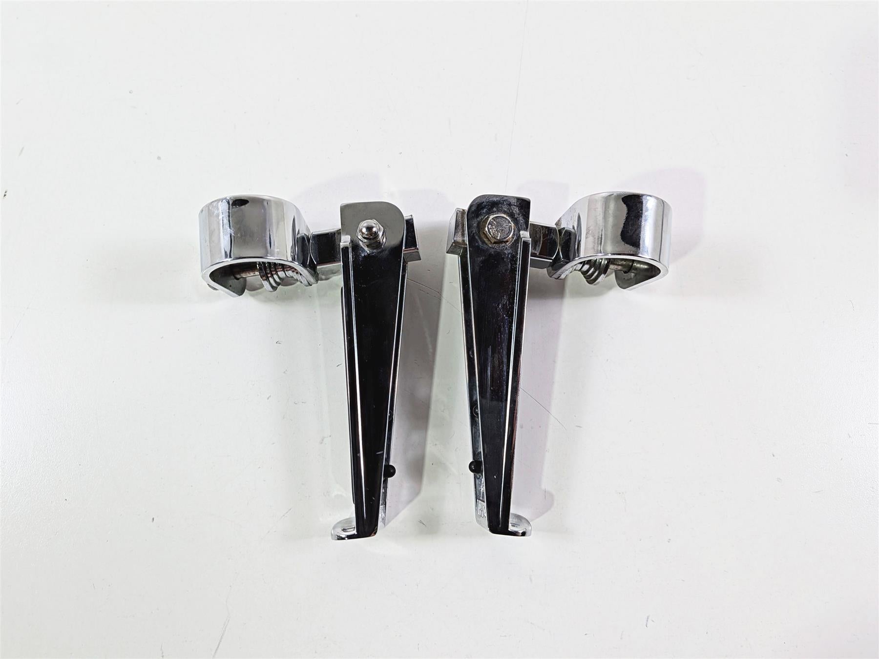 2018 Harley FLHTCU Touring Electra Glide Engine Guard Highway Peg Set 49144-86-Mototech271