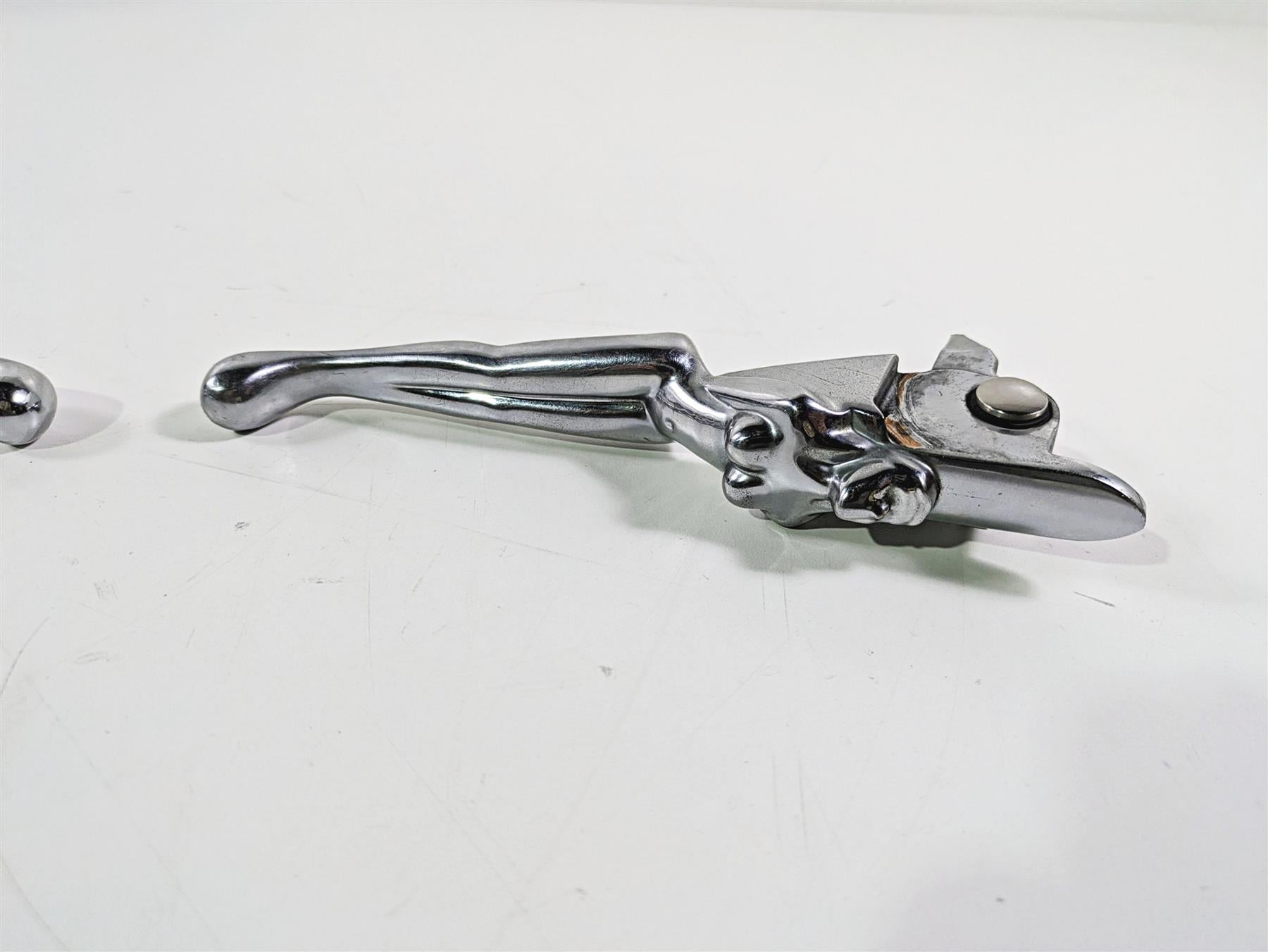 2010 Harley Touring FLHX Street Glide Clutch Perch & Women Lever 38700-08A {{ shop.shopifyCountryName }} - Mototech271