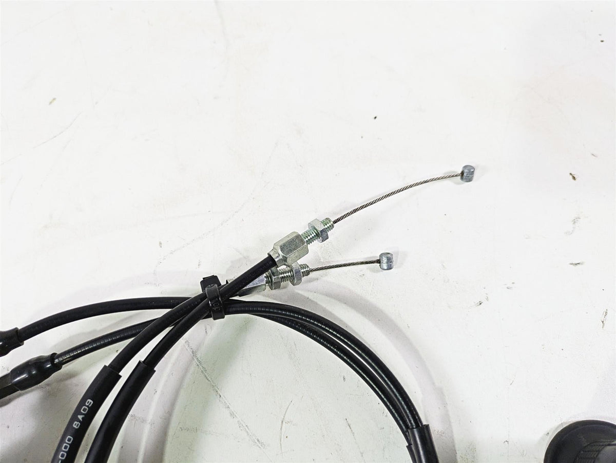 2008 Honda CBR1000RR SC59 Right Hand Throttle Grip & Cables Set 53140-MCF-305 {{ shop.shopifyCountryName }} - Mototech271