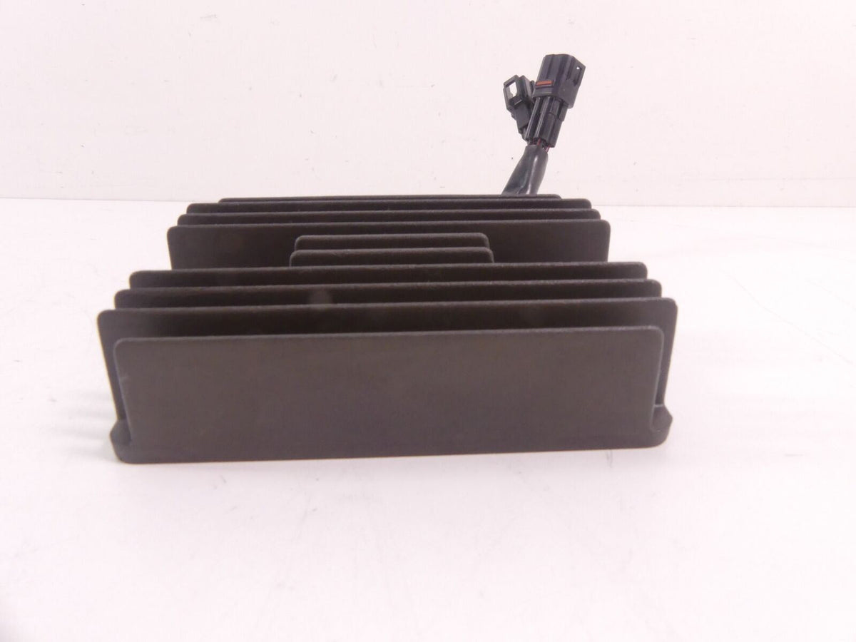 2018 Suzuki GSXR750 Rectifier Voltage Regulator 32800-47H00 {{ shop.shopifyCountryName }} - Mototech271