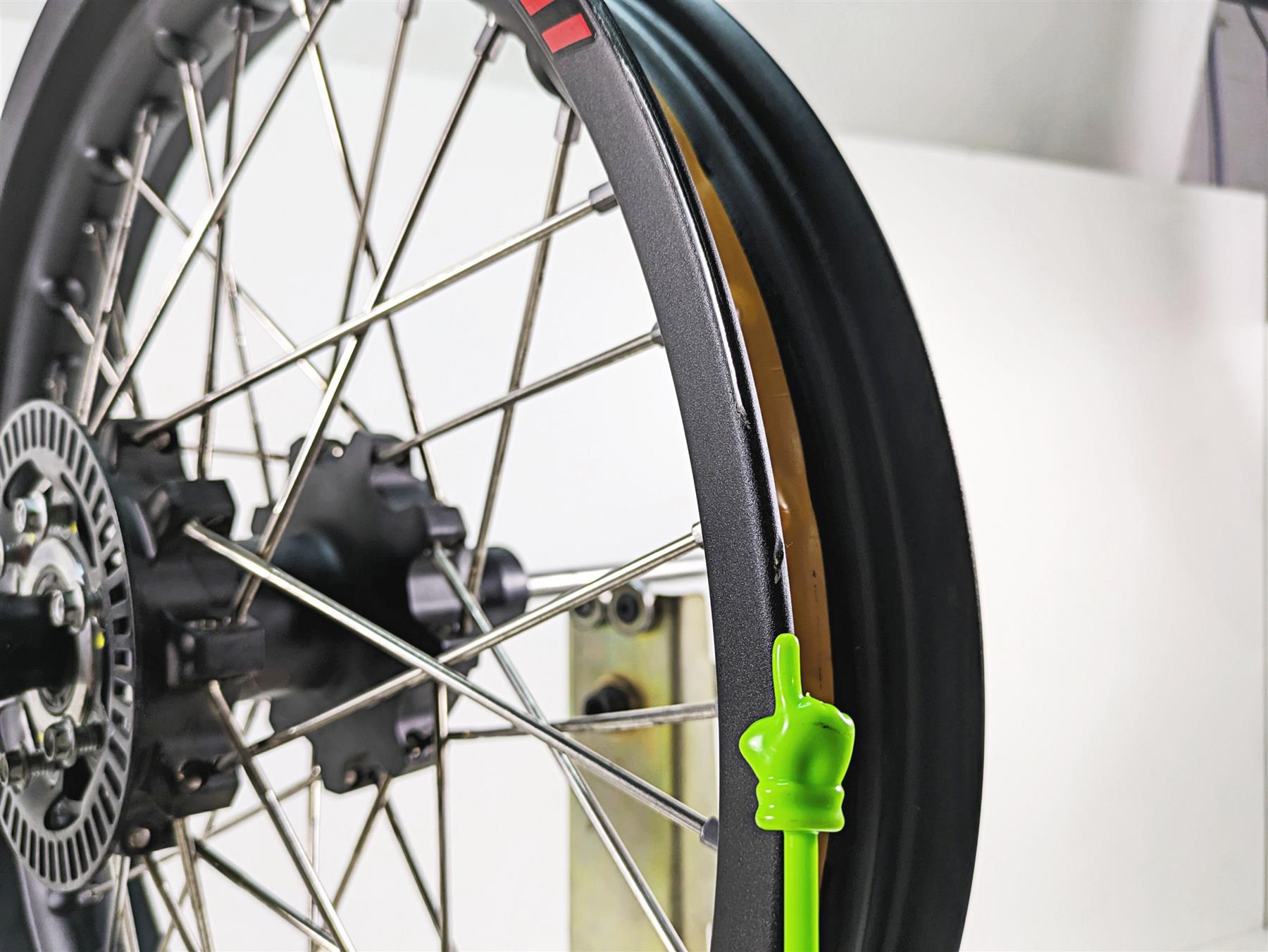2020 Moto Guzzi V85 TT Adventure Straight 19x2.5 Etrto Front Wheel Rim 2B004300 {{ shop.shopifyCountryName }} - Mototech271